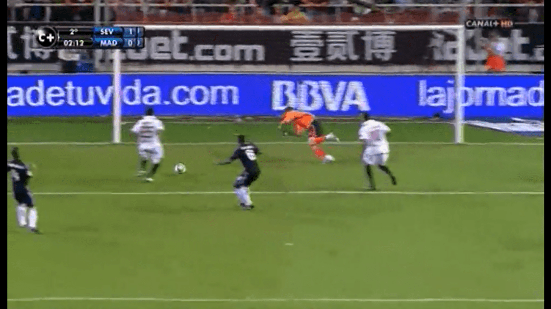 Casillas push off